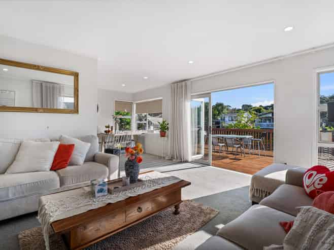 44 Zita Maria Drive, Massey