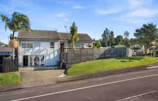 44 Zita Maria Drive, Massey