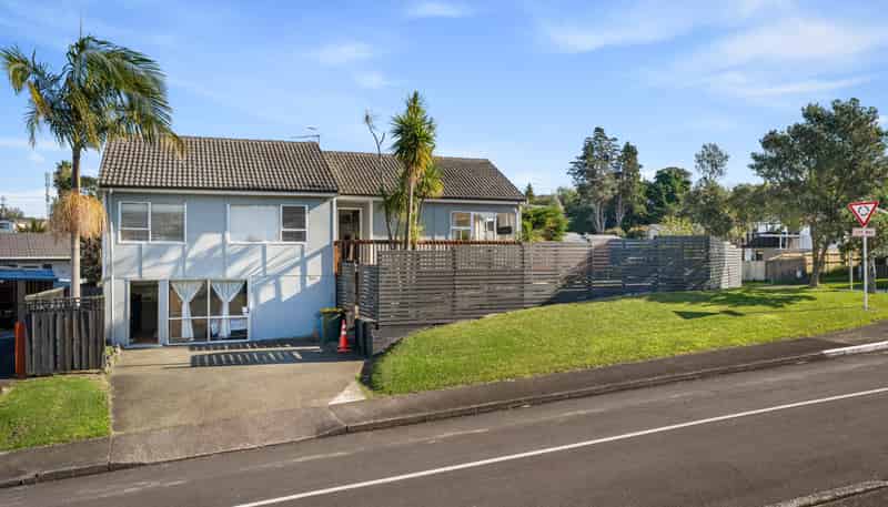 44 Zita Maria Drive, Massey