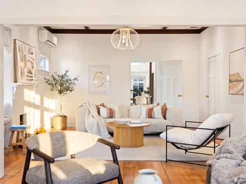 17 Queensway, Three Kings
