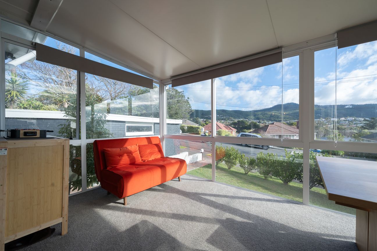 Renovated to Impress - Move In and Simply Enjoy! - Ansicht 3