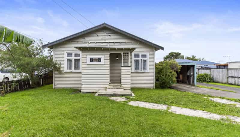 8 Berkeley Road, Manurewa