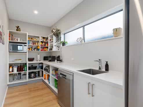 14 Whitcombe Place, Darfield