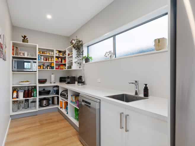 14 Whitcombe Place, Darfield
