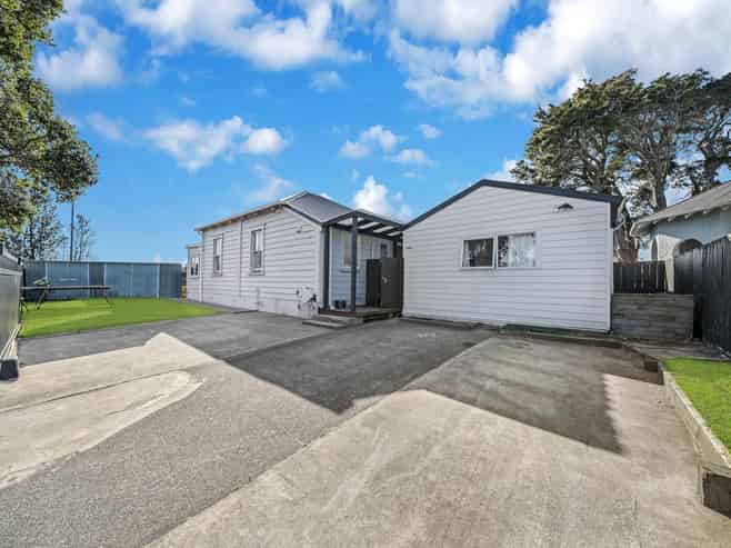 1/94 Browns Road, Manurewa