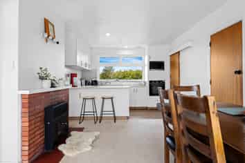 5 Hillview Place, Amberley