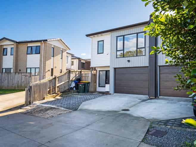 24A Grande Vue Road, Papatoetoe