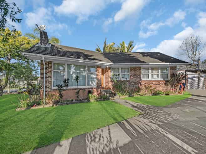 66 Hallberry Avenue, Mangere East