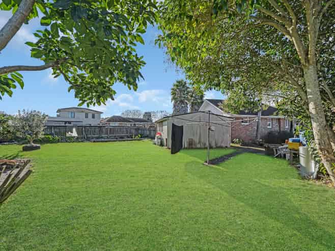 66 Hallberry Avenue, Mangere East