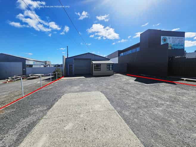 Warehouse with yard and parking