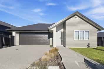 9 Lucina Rise, Peacocke