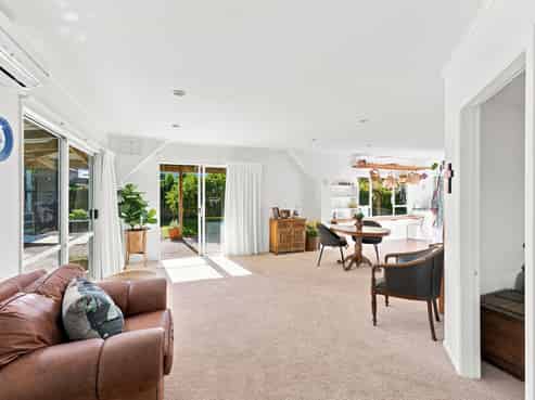 29 Donnelly Street, Oakura