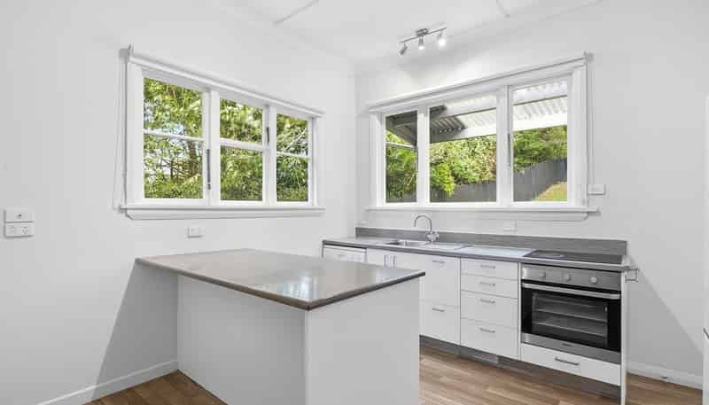 105 Kaikorai Valley Road, Glenross