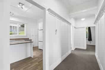 105 Kaikorai Valley Road, Glenross