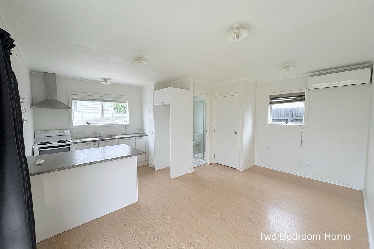 Charming 2-Bedroom Home in Nawton - Widok 2