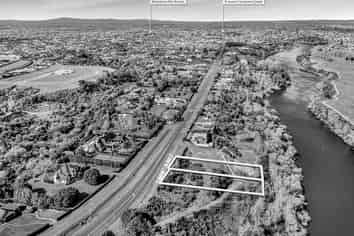 1907&1909 River Road, Flagstaff