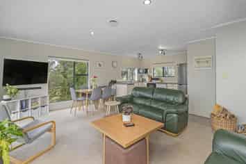 10 Christa Court, Whitianga