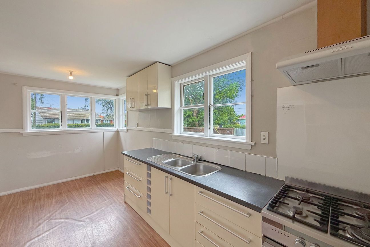 UPPER RICCARTON - STUDENT ACCOMODATION 2027 - 3 BEDROOMS, 1 BATHROOM, 2 HEAT PUMPS - Vista 3