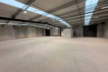 Versatile Belfast Unit (400sqm)
