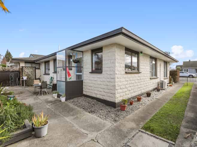 2 Ida Street, Redwoodtown