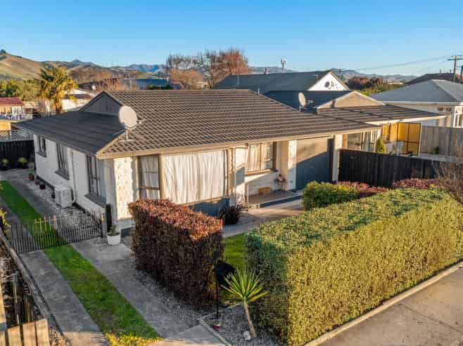 2 Ida Street, Redwoodtown