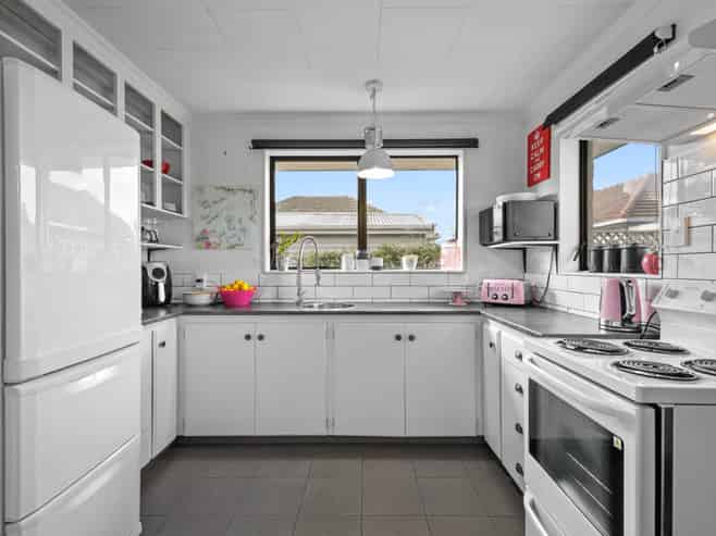 2 Ida Street, Redwoodtown