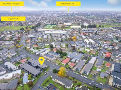 8/100 Knighton Road, Hillcrest