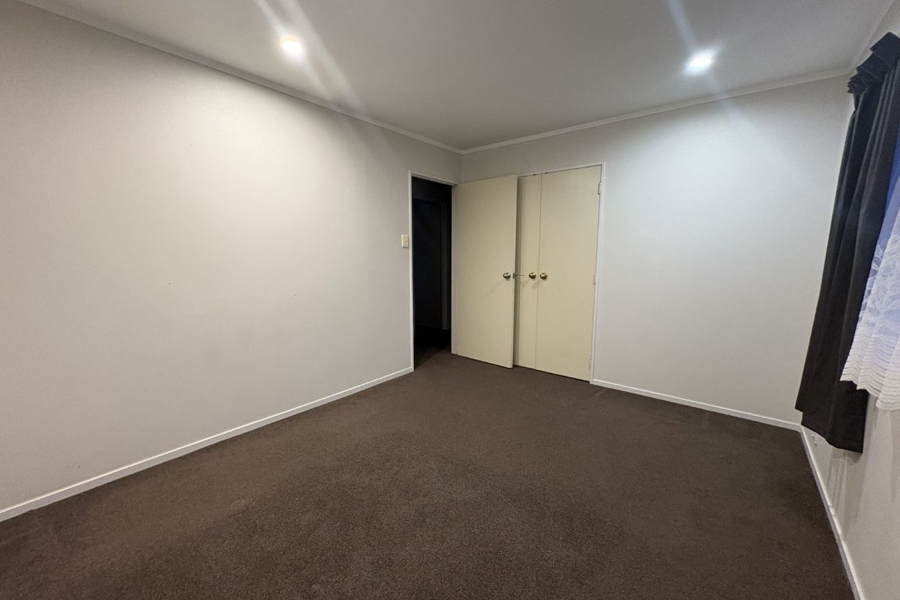 3-Bedroom Home with Internal Garage - Central Location - Widok 5