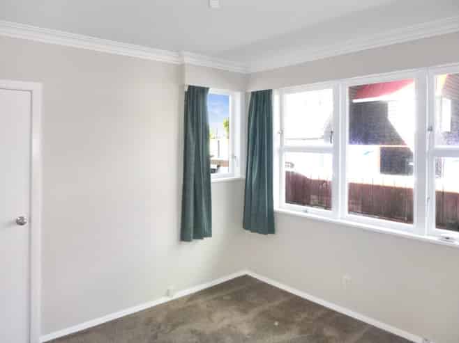 85 Epuni Street, Epuni