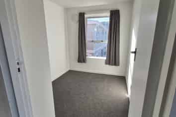 3/102 Harbour Tce, North Dunedin