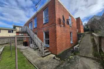 3/102 Harbour Tce, North Dunedin
