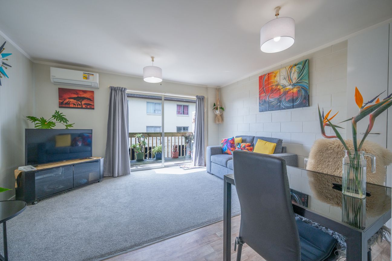 Otahuhu URGENT SALE $399,000 - Ansicht 2
