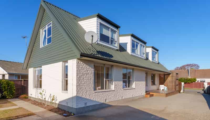 33 Gibson Drive, Hornby