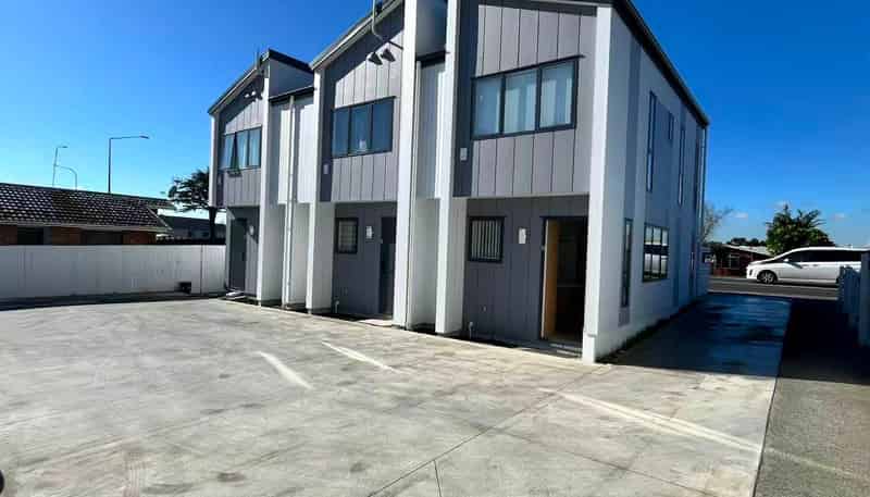 6/234 Te Atatu Road, Te Atatu South