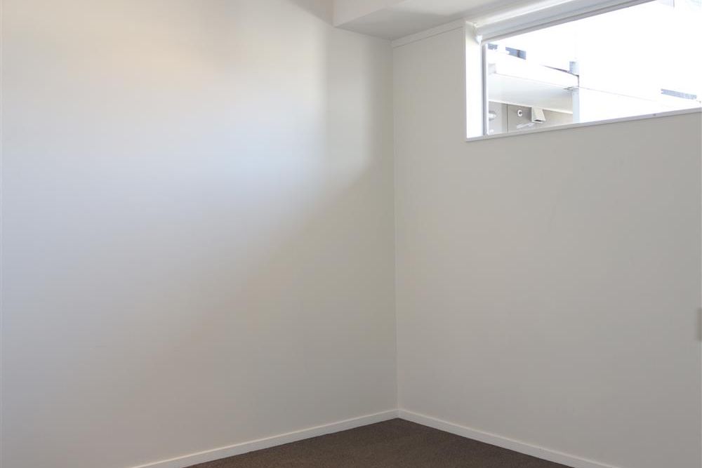 Apartment in Wellington, Te Aro - View 4