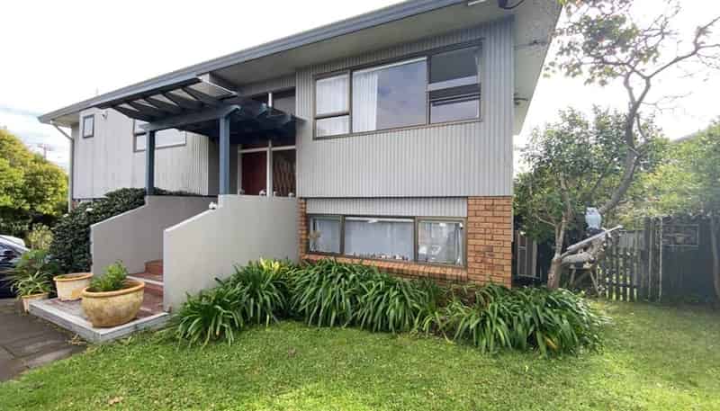 2 Ridge Road, Waiake