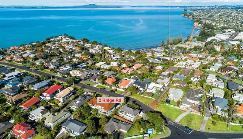 2 Ridge Road, Torbay