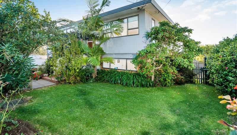 2 Ridge Road, Torbay