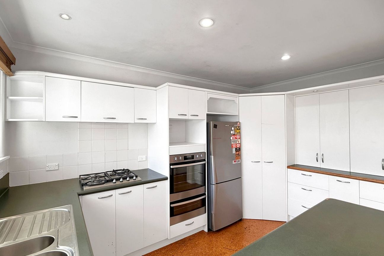 ILAM - STUDENT ACCOMODATION 2027 - 6 BEDROOMS, 2 BATHROOMS, HEATPUMP - Widok 2