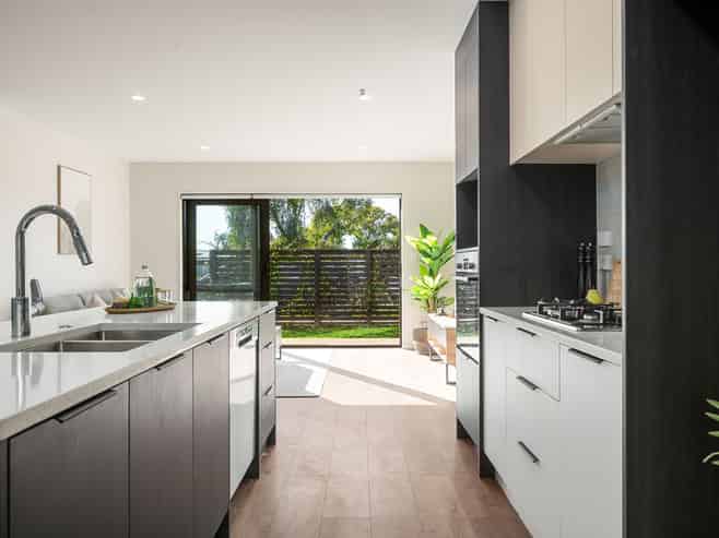 2/37 Casey Avenue, Fairfield