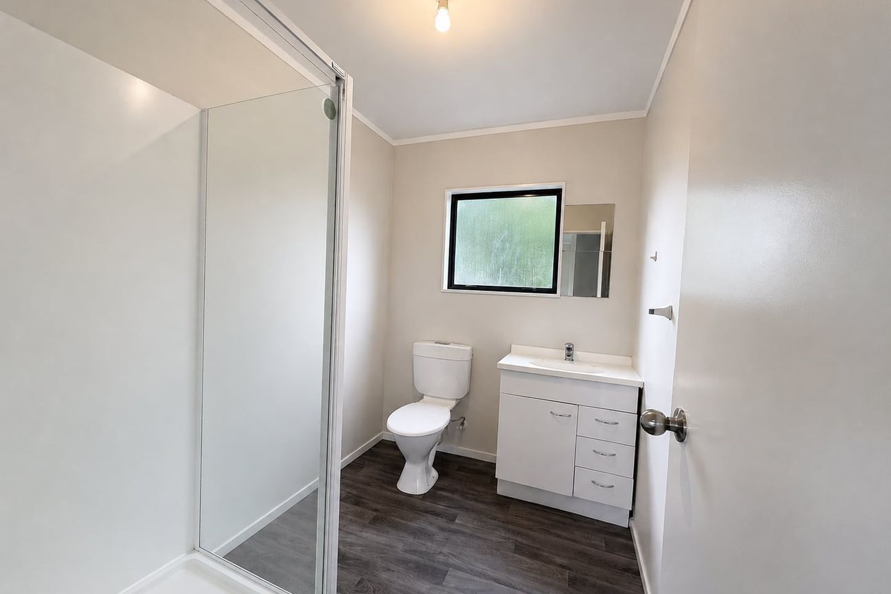 Freshly Renovated with large backyard - Meer
