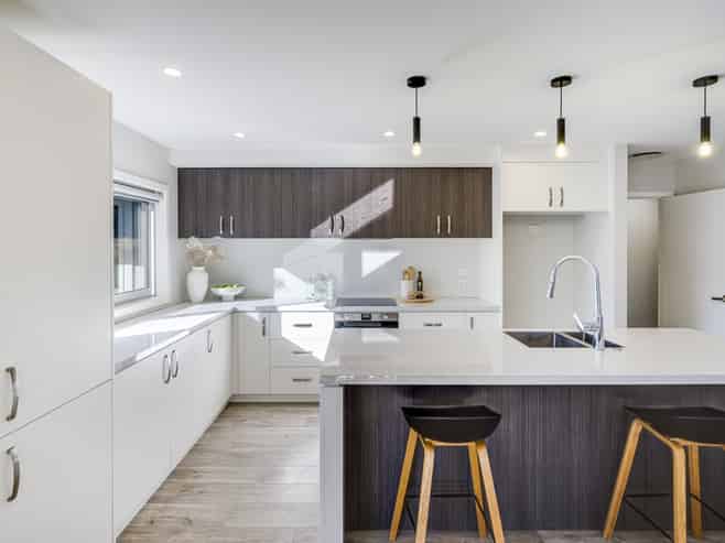 816A Churchill Street, Akina