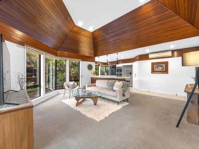 14A Bannister Place, Fendalton