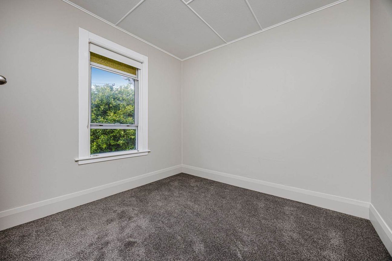 Lawn Maintenance Included  Pet Friendly – pohled 4