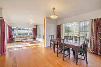 15 Winchester Avenue, Pinehaven