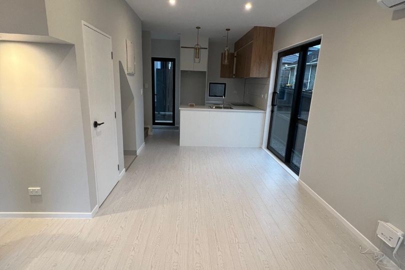 Home In New Lynn - Vista 4