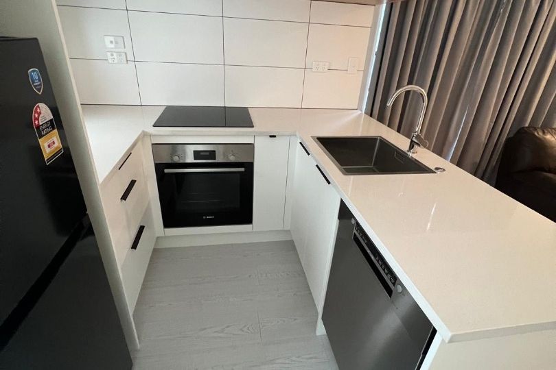 Home In New Lynn - Vista 5