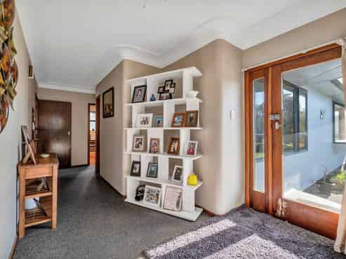 9 Burke Street, Eltham