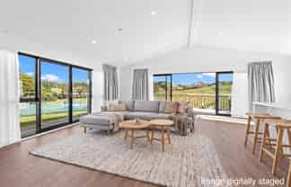 12 Arahanga Road, Paparoa