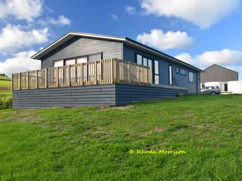 12 Arahanga Road, Paparoa